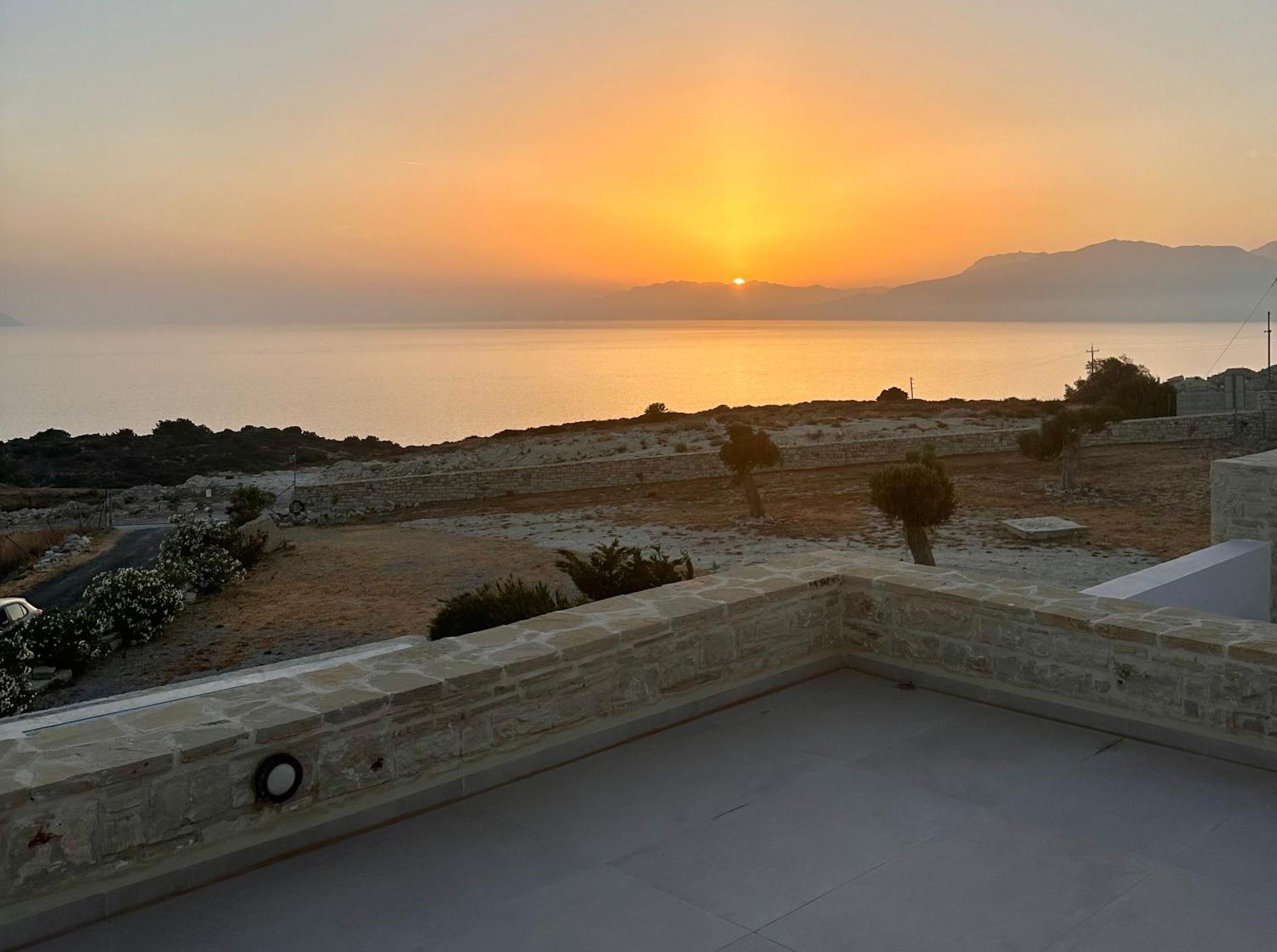 Komos Beach Estate Kalamáki Kültér fotó